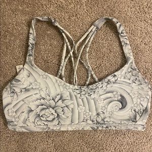 Lululemon Free to be wild sports bra